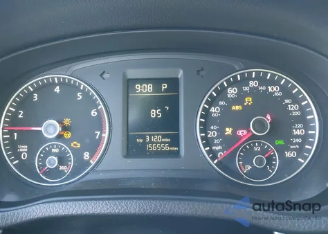 2015 Volkswagen Passat 1.8T Wolfsburg Edition z USA, uszkodzony, nr VIN 1VWAT7A39FC027473